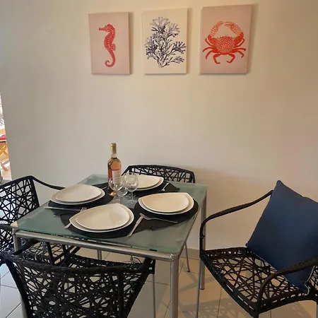 Harbor Dockside Apartman *