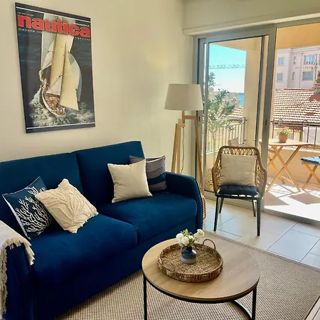 Harbor Dockside Apartment *
